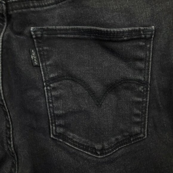 Levi's Slimming Skinny Jeans Black Denim Jeans Size 28 (27x28.5) EUC - Picture 5 of 10